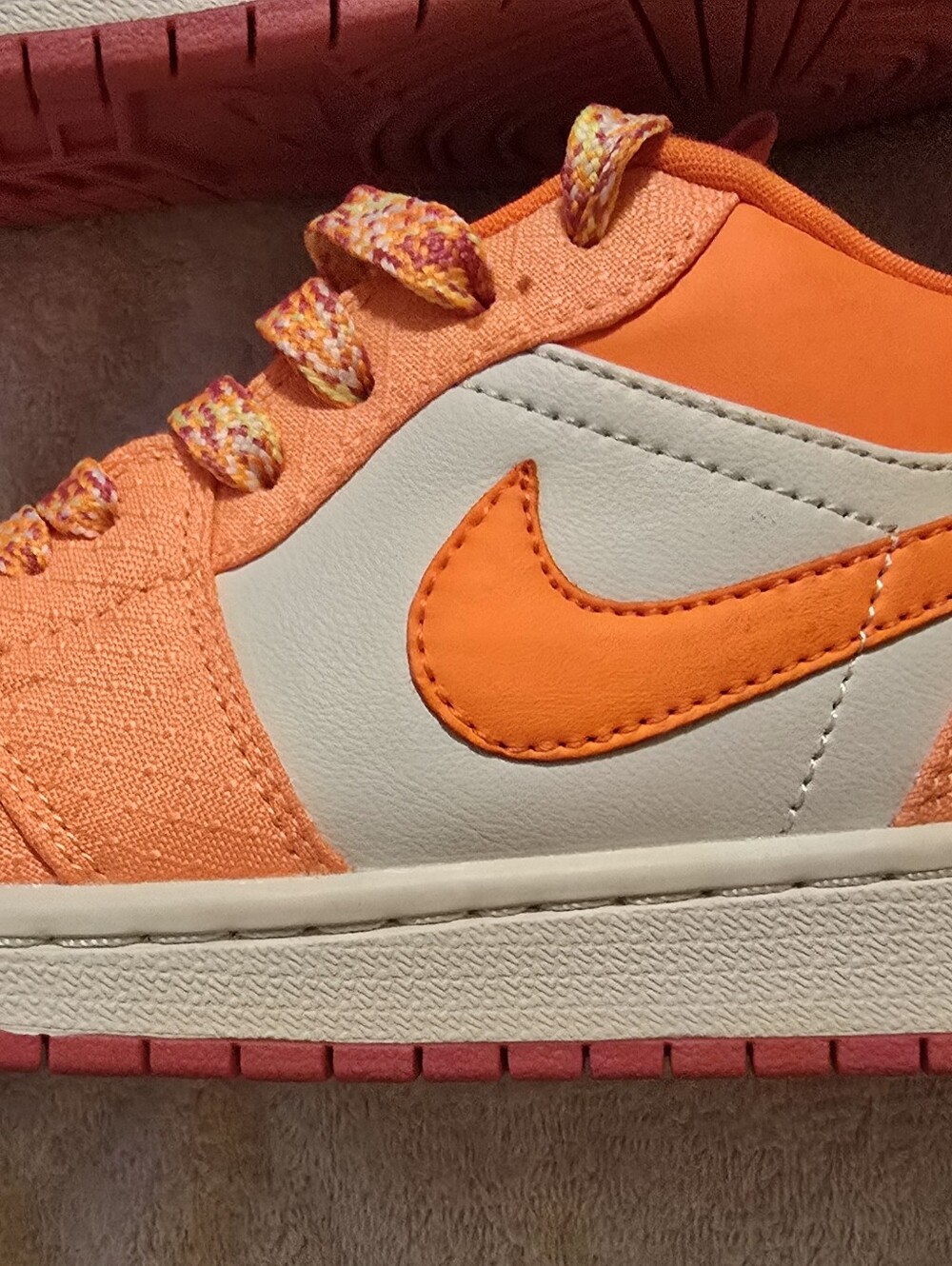Air Jordan 1 Low Utility Crimson Pulse GS 5.5Y / W 7 - Picture 13 of 16